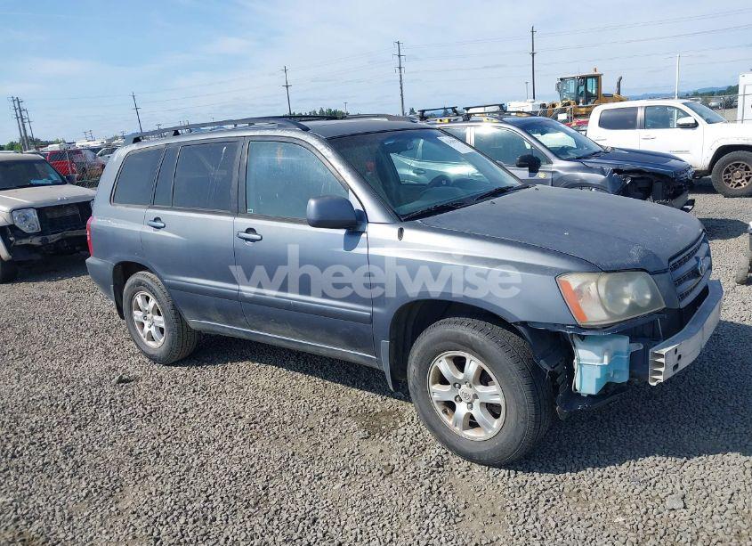 2002 Toyota Highlander V6 (VIN JTEHF21A120072988) main photo