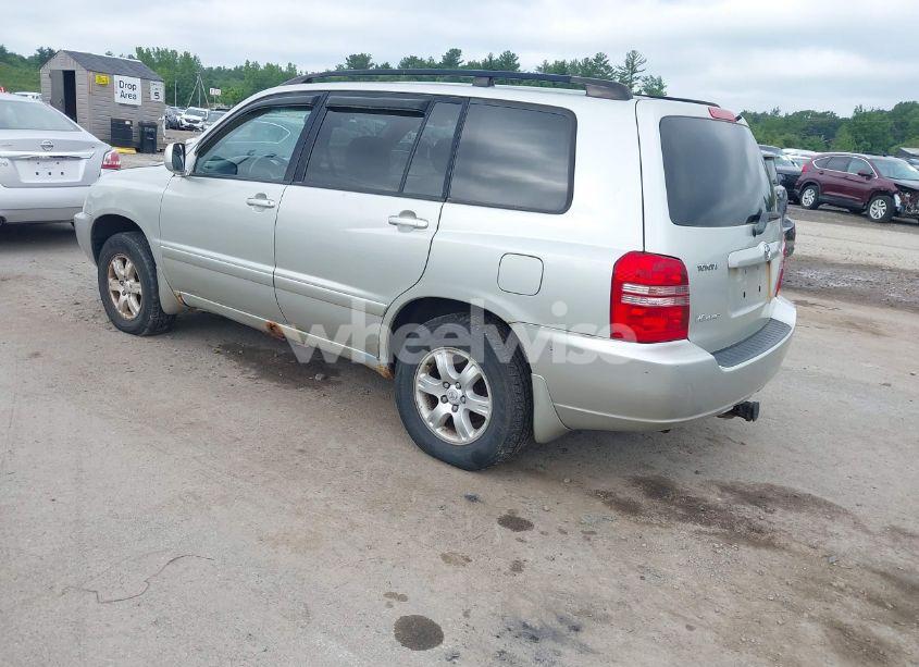 Photo 3 of 2003 Toyota Highlander V6 (VIN JTEHF21A130118885)