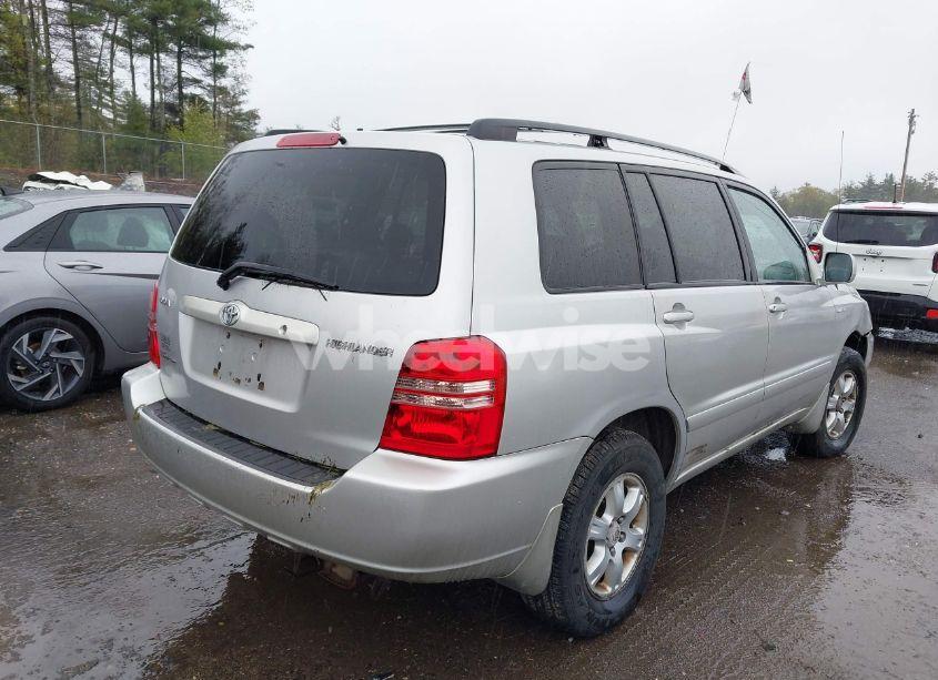Photo 4 of 2003 Toyota Highlander V6 (VIN JTEHF21A430103216)