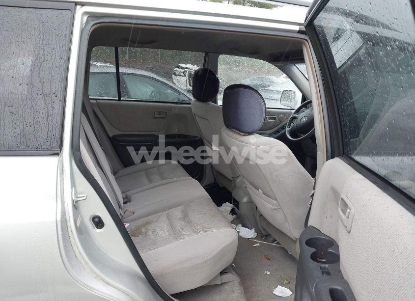 Photo 8 of 2003 Toyota Highlander V6 (VIN JTEHF21A430103216)