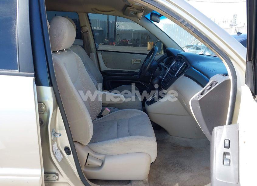 Photo 5 of 2001 Toyota Highlander V6 (VIN JTEHF21A510016616)