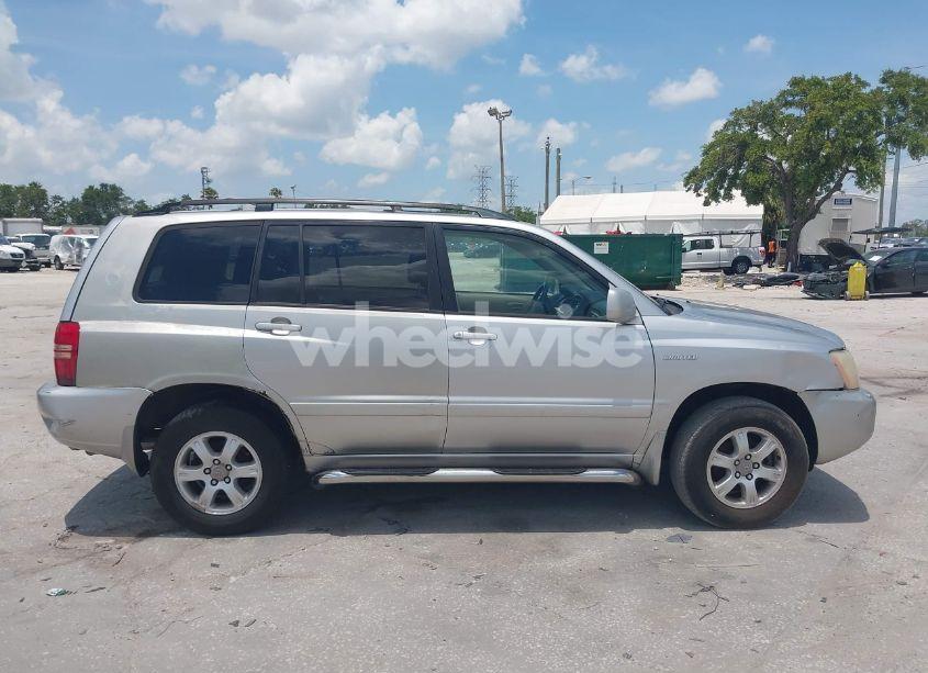 Photo 13 of 2002 Toyota Highlander LIMITED V6/V6 (VIN JTEHF21A520054767)