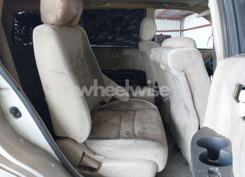 Photo 8 of 2002 Toyota Highlander V6 (VIN JTEHF21A520075134)