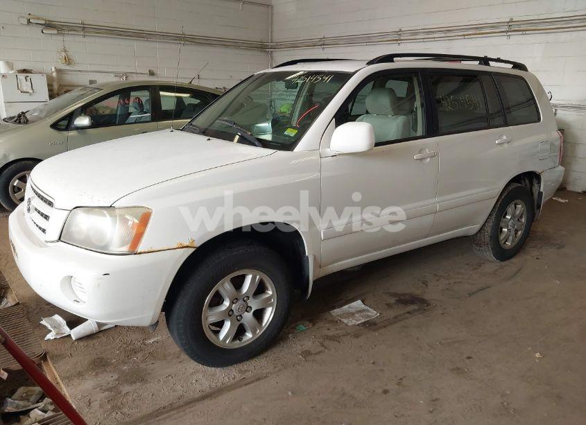 Photo 2 of 2003 Toyota Highlander V6 (VIN JTEHF21A530142350)