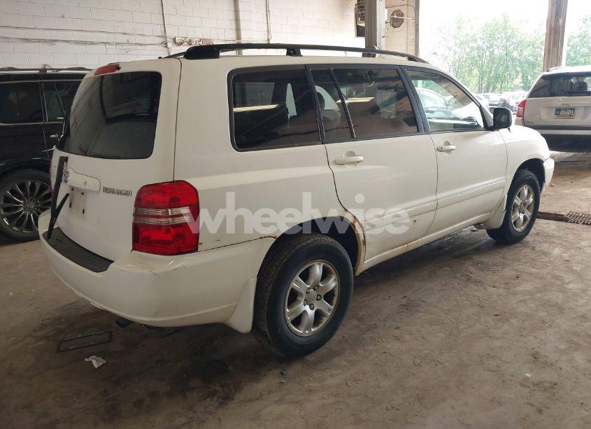 Photo 4 of 2003 Toyota Highlander V6 (VIN JTEHF21A530142350)