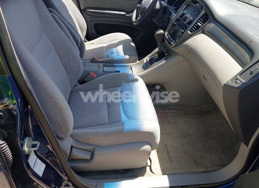 Photo 5 of 2002 Toyota Highlander V6 (VIN JTEHF21A620084862)