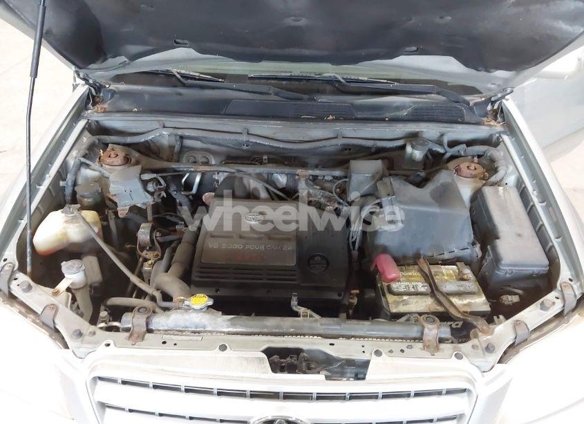 Photo 10 of 2003 Toyota Highlander V6 (VIN JTEHF21A630100270)