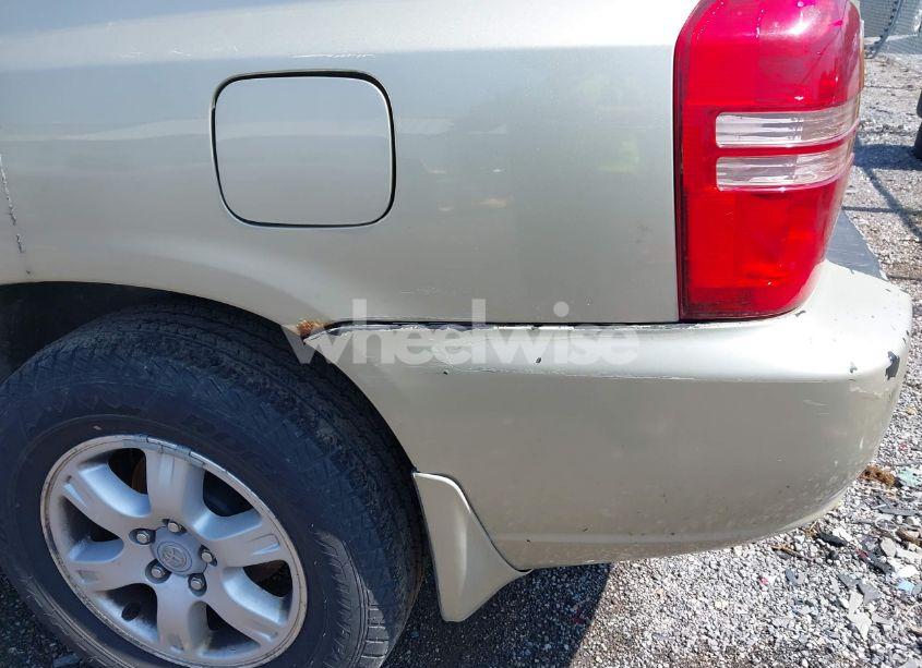 Photo 15 of 2003 Toyota Highlander V6 (VIN JTEHF21A630130367)