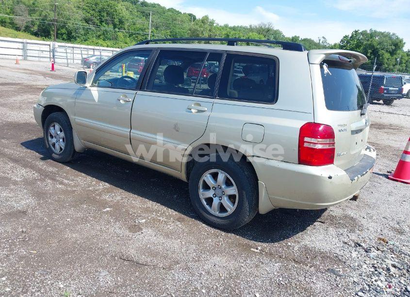 Photo 3 of 2003 Toyota Highlander V6 (VIN JTEHF21A630130367)