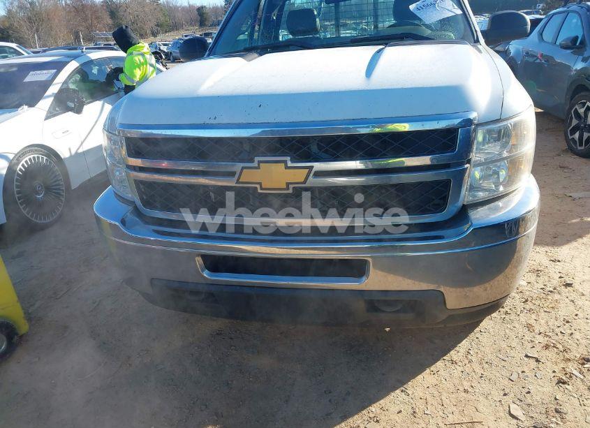 Photo 11 of 2013 Chevrolet Silverado 2500HD WORK TRUCK (VIN JTEHF21A720******)