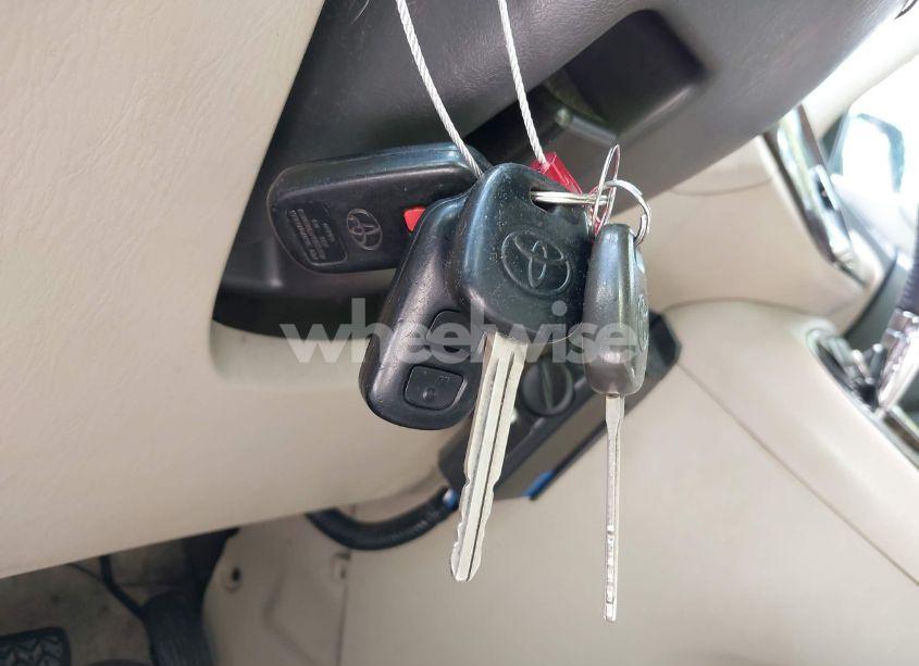 Photo 11 of 2002 Toyota Highlander LIMITED V6/V6 (VIN JTEHF21A820095040)