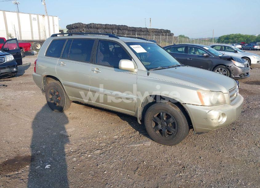 2003 Toyota Highlander V6 (VIN JTEHF21A830132783) main photo