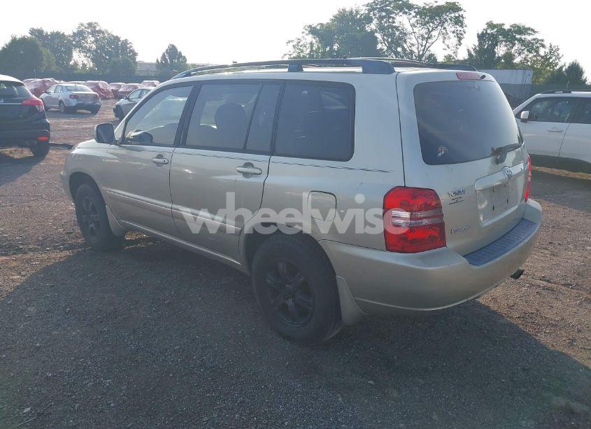 Photo 3 of 2003 Toyota Highlander V6 (VIN JTEHF21A830132783)