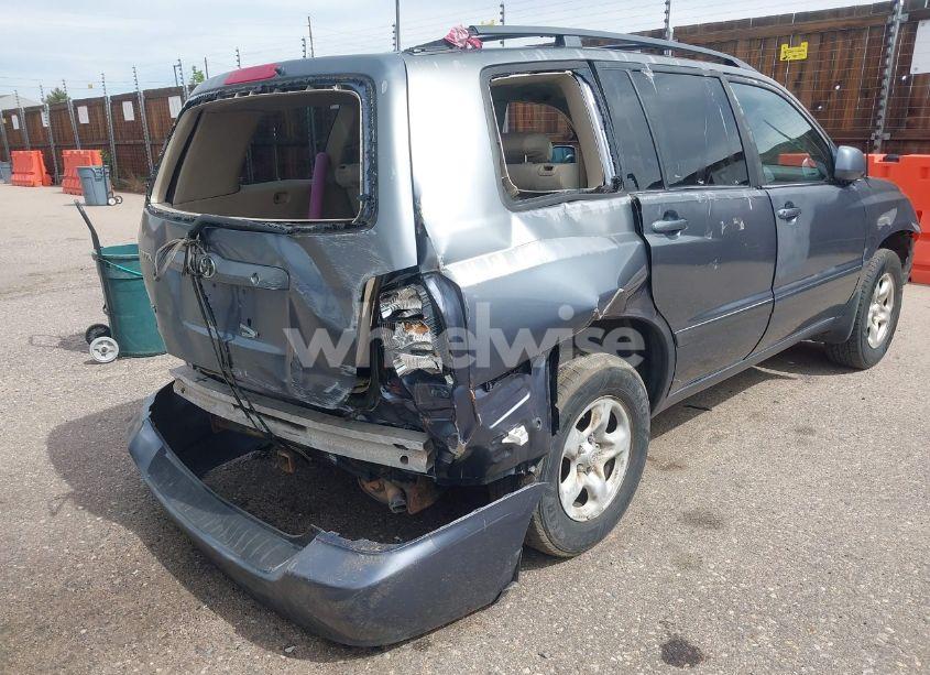 Photo 4 of 2003 Toyota Highlander V6 (VIN JTEHF21A830145968)