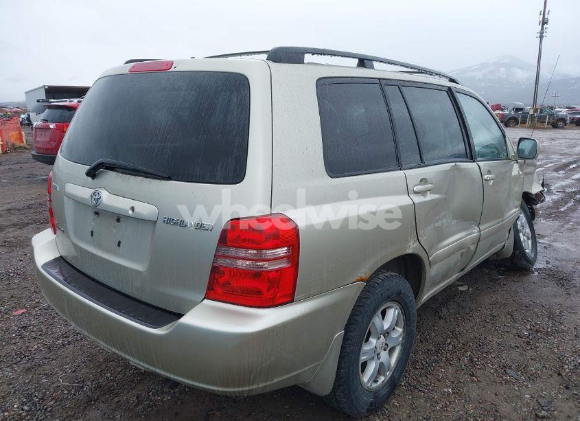 Photo 4 of 2003 Toyota Highlander V6 (VIN JTEHF21A930120092)