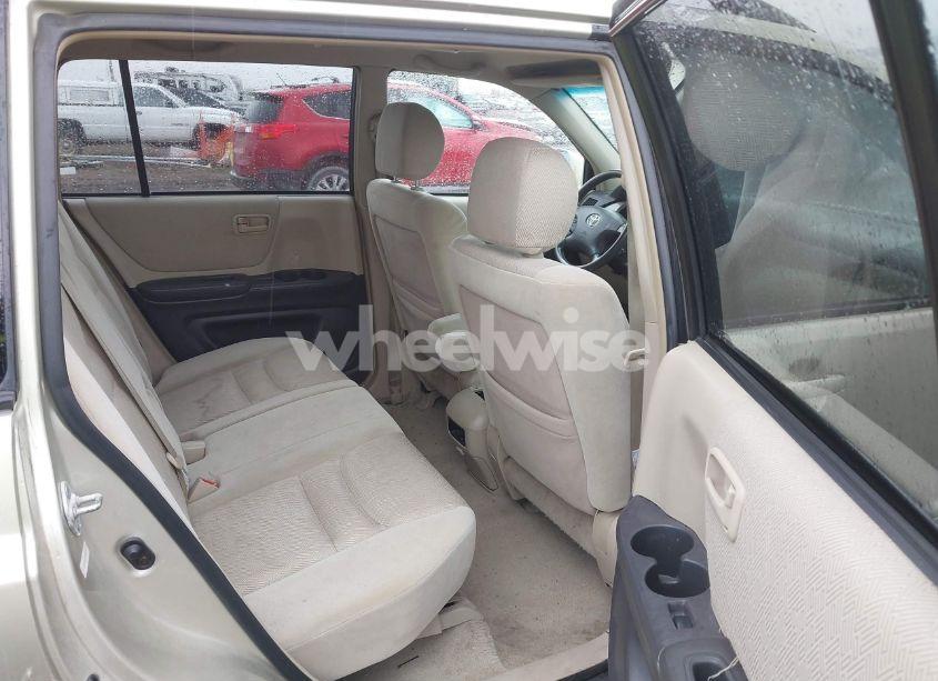 Photo 8 of 2003 Toyota Highlander V6 (VIN JTEHF21A930120092)