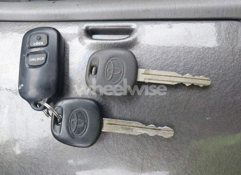 Photo 11 of 2003 Toyota Highlander V6 (VIN JTEHF21AX30152341)