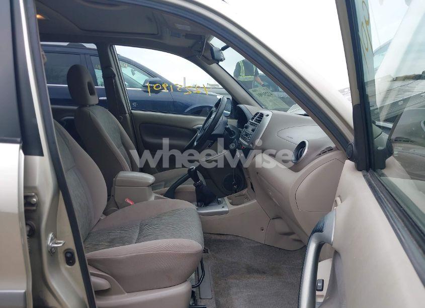 Photo 5 of 2001 Toyota Rav4 (VIN JTEHH20V010120607)