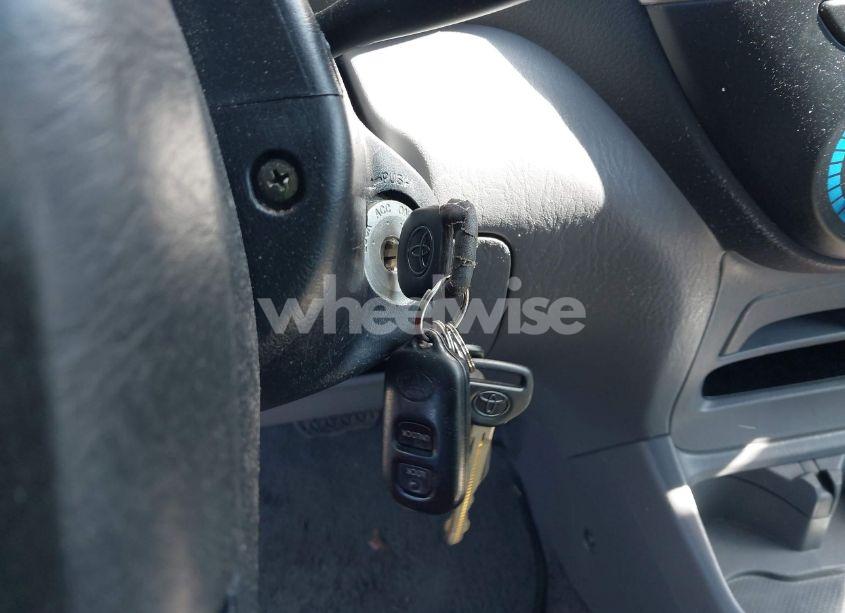 Photo 11 of 2001 Toyota Rav4 (VIN JTEHH20V110127968)