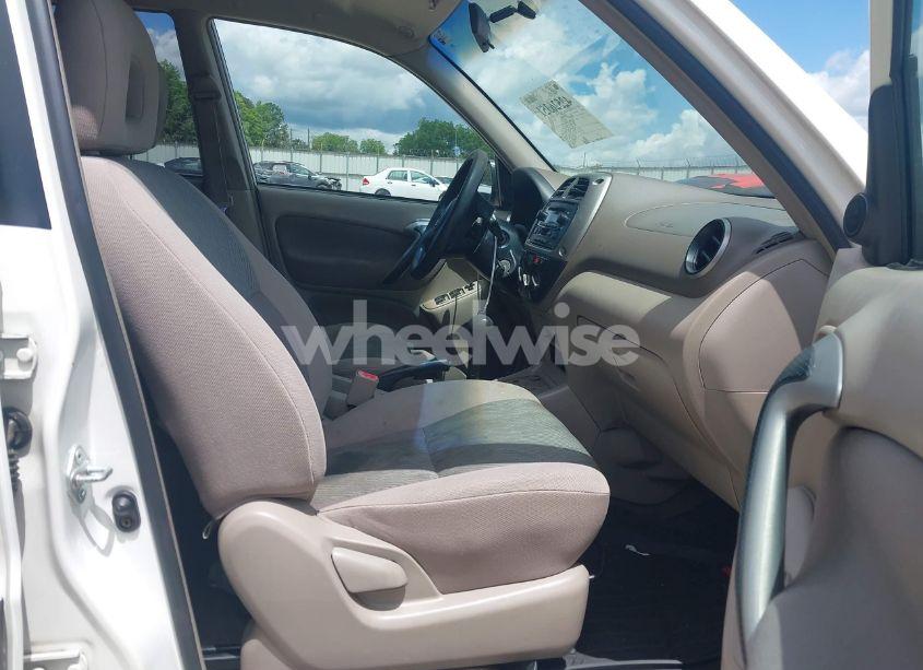 Photo 5 of 2003 Toyota Rav4 (VIN JTEHH20V330257995)