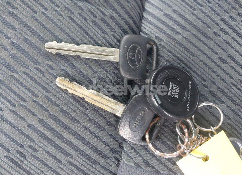 Photo 11 of 2001 Toyota Rav4 (VIN JTEHH20V510083862)