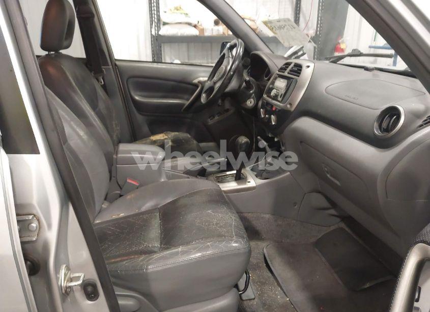 Photo 5 of 2002 Toyota Rav4 (VIN JTEHH20V526040850)