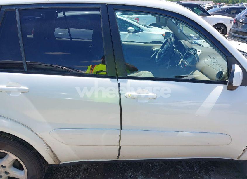 Photo 13 of 2003 Toyota Rav4 (VIN JTEHH20V730259572)