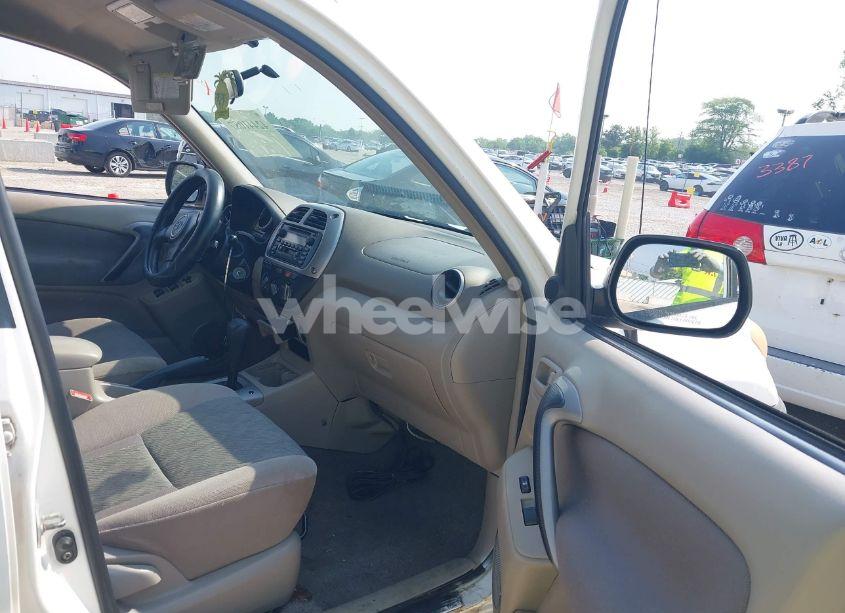 Photo 5 of 2001 Toyota Rav4 (VIN JTEHH20V810040746)