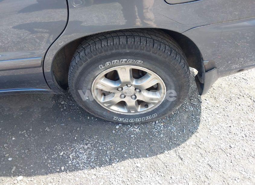 Photo 12 of 2007 Toyota Highlander V6 (VIN JTEHP21A470193986)