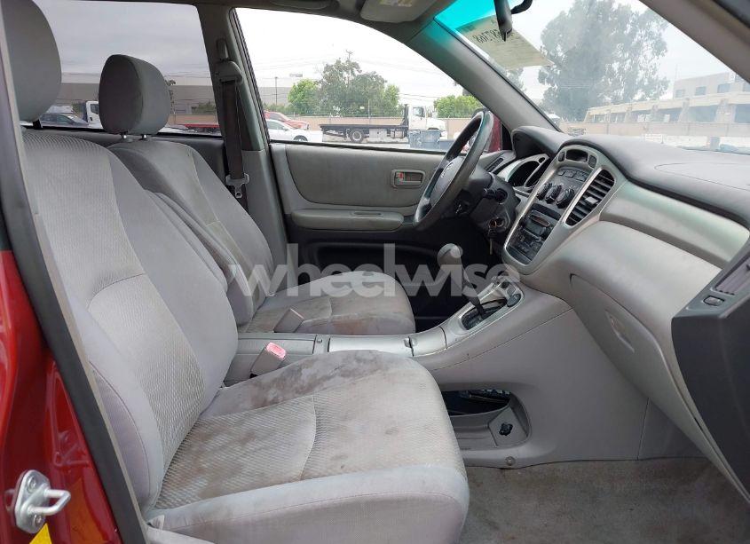 Photo 5 of 2007 Toyota Highlander V6 (VIN JTEHP21A470204128)