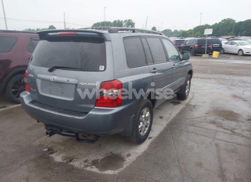 Photo 4 of 2007 Toyota Highlander V6 (VIN JTEHP21A670194055)