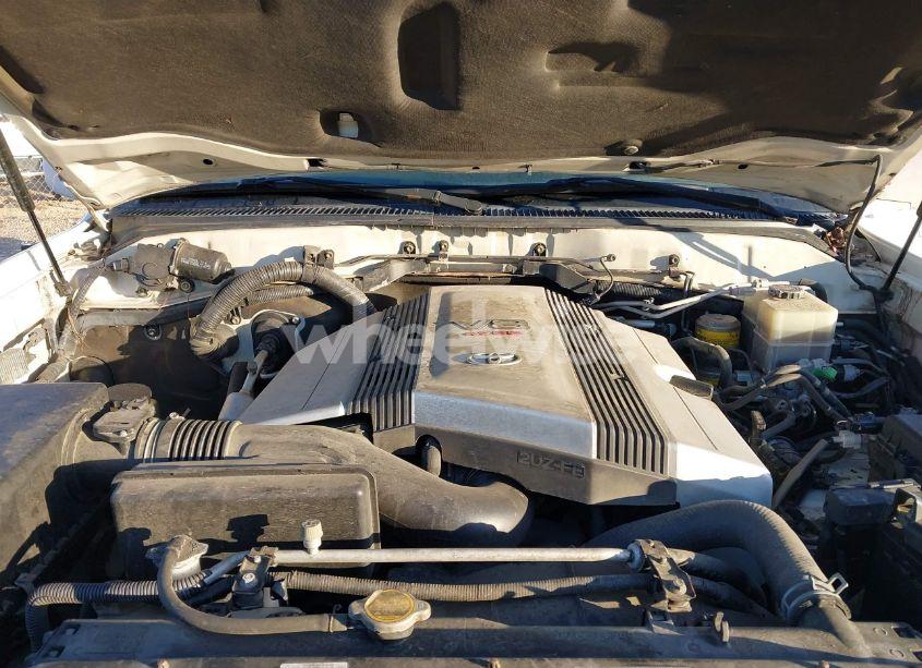 Photo 10 of 2005 Toyota Land CRUISER V8 (VIN JTEHT05J952078683)