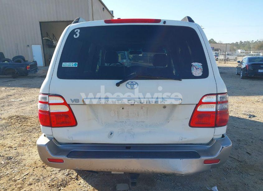 Photo 16 of 2005 Toyota Land CRUISER V8 (VIN JTEHT05J952078683)