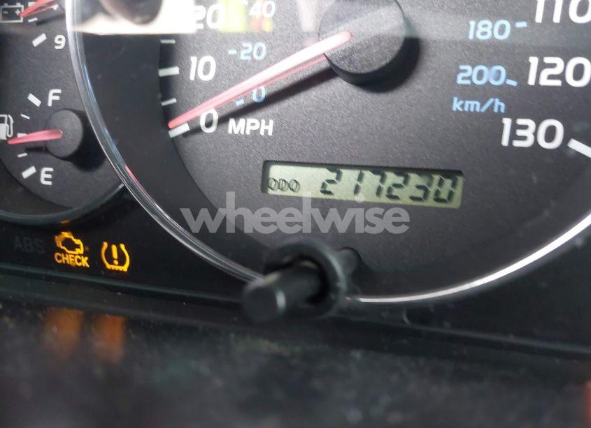 Photo 15 of 2006 Toyota Land CRUISER V8 (VIN JTEHT05J962081200)