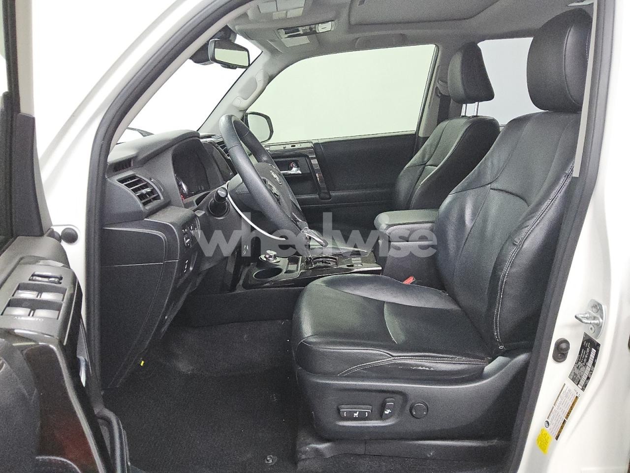 Photo 7 of 2021 TOYOTA 4RUNNER NIGHT SHADE (VIN JTEJU5JR2M5848307)