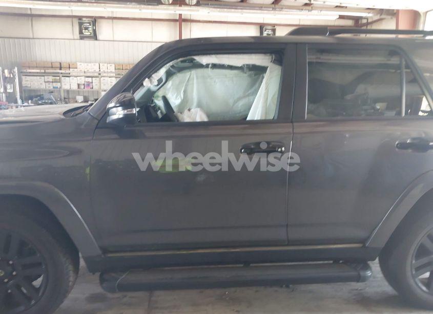 Photo 14 of 2021 Toyota 4runner NIGHTSHADE SPECIAL EDITION (VIN JTEJU5JR3M5953471)