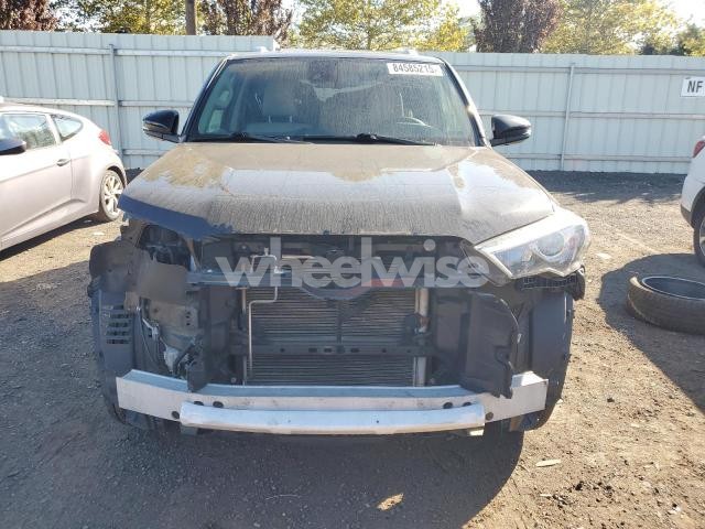 Photo 3 of 2021 TOYOTA 4RUNNER TRAIL (VIN JTEKU5JR1M5863580)
