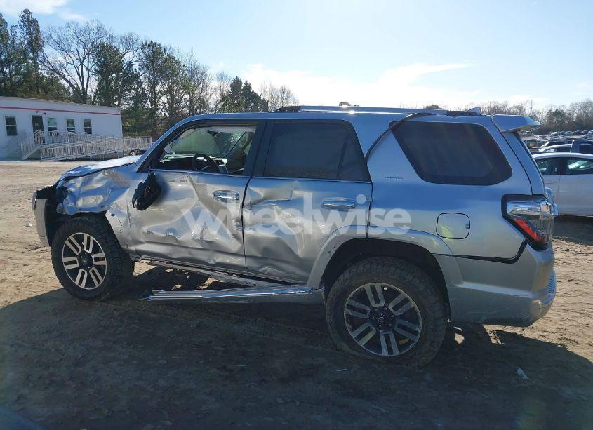 Photo 14 of 2022 Toyota 4runner LIMITED (VIN JTEKU5JR2N6017275)