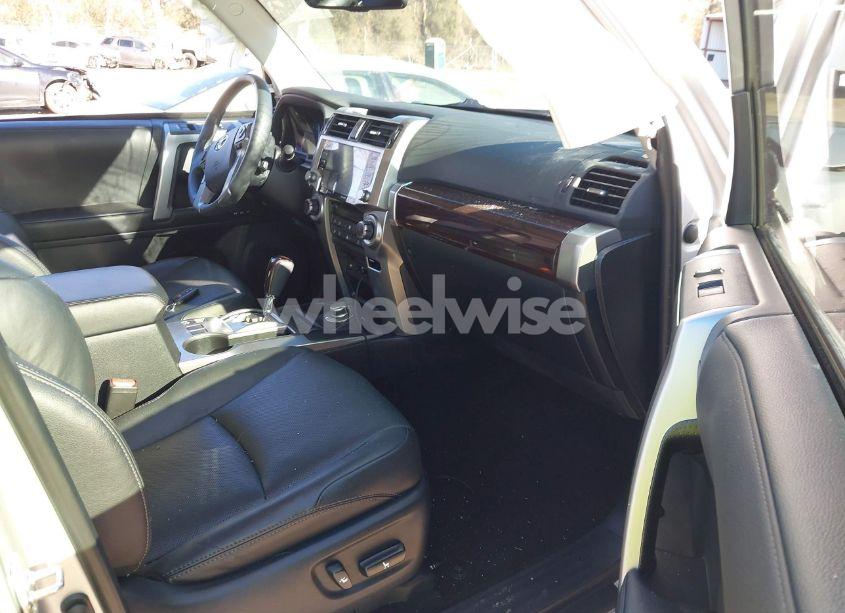 Photo 5 of 2022 Toyota 4runner LIMITED (VIN JTEKU5JR2N6017275)