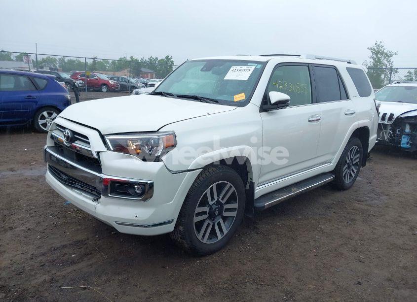 Photo 2 of 2023 Toyota 4runner LIMITED (VIN JTEKU5JR2P6164599)
