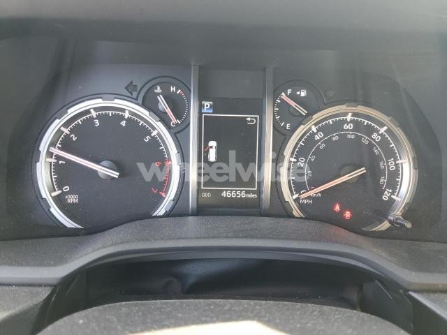 Photo 4 of 2021 TOYOTA 4RUNNER VENTURE (VIN JTELU5JR4M5904224)