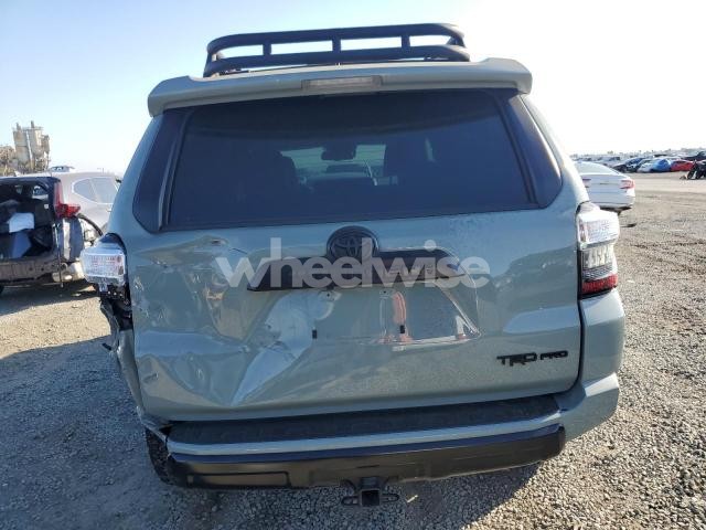 Photo 5 of 2021 TOYOTA 4RUNNER VENTURE (VIN JTELU5JR4M5904224)