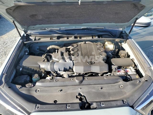 Photo 7 of 2021 TOYOTA 4RUNNER VENTURE (VIN JTELU5JR4M5904224)