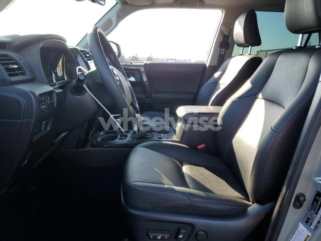 Photo 9 of 2021 TOYOTA 4RUNNER VENTURE (VIN JTELU5JR4M5904224)