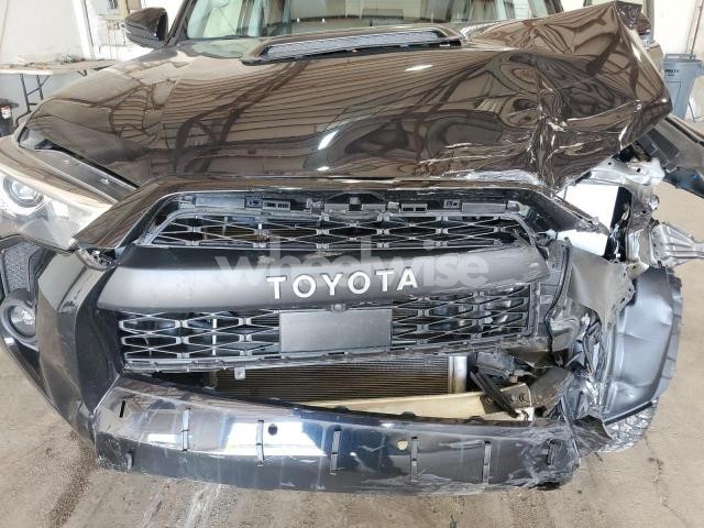Photo 2 of 2023 TOYOTA 4RUNNER SE N/A (VIN JTELU5JR4P6176578)