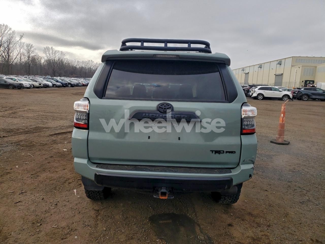 Photo 6 of 2021 TOYOTA 4RUNNER VENTURE (VIN JTELU5JR6M5923373)