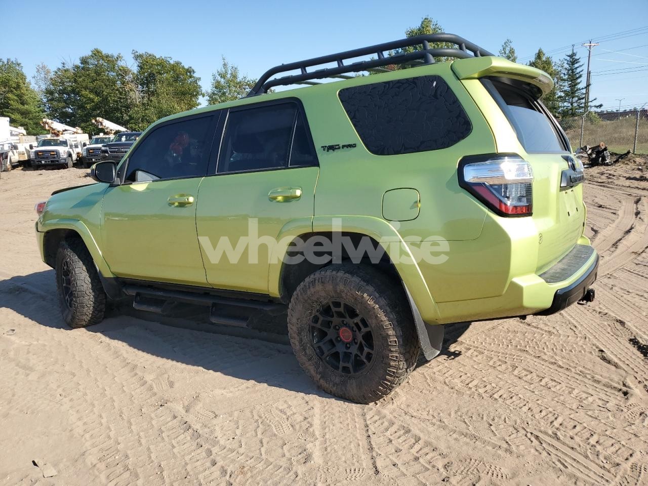 Photo 2 of 2022 TOYOTA 4RUNNER SR5 PREMIUM (VIN JTELU5JR7N6064466)