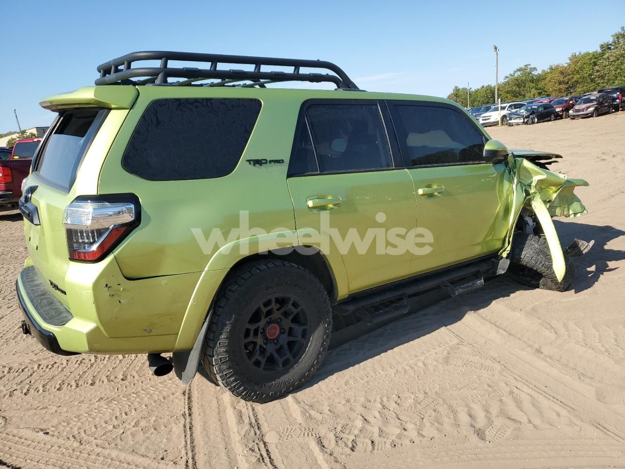 Photo 3 of 2022 TOYOTA 4RUNNER SR5 PREMIUM (VIN JTELU5JR7N6064466)