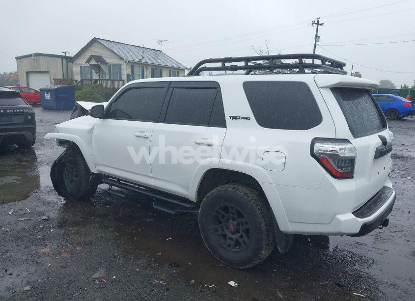 Photo 3 of 2024 Toyota 4runner TRD PRO (VIN JTELU5JR9R6232047)