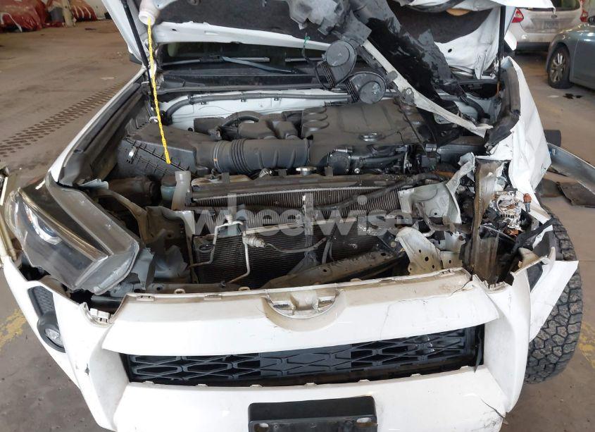 Photo 10 of 2021 Toyota 4runner SR5 (VIN JTEMU5JR0M5902037)